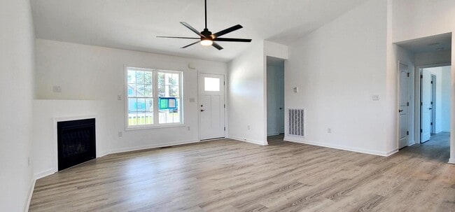 Photo - 3600 Navigator Dr