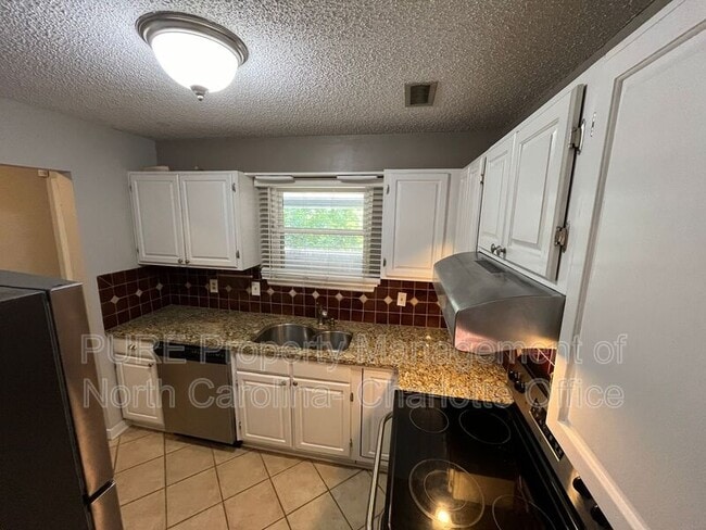 Photo - 300 E Park Ave Unit 6