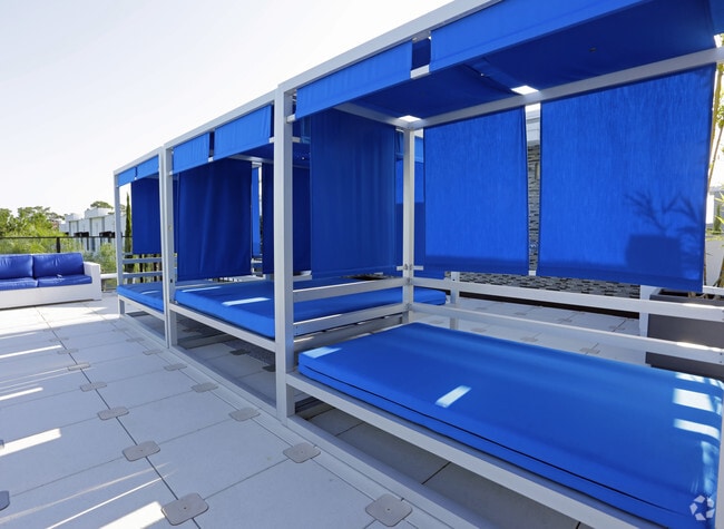 Clubhouse Deck - Reveal Heathrow