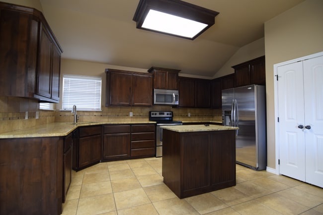 Photo - 709 Cosper Creek Dr