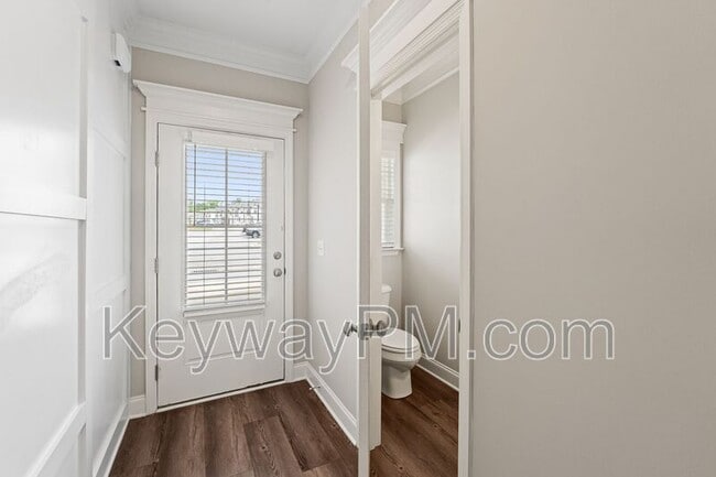 Photo - 4504 Chestnut Trl