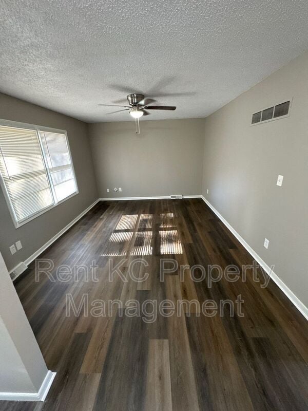 Photo - 218 SW 19th St