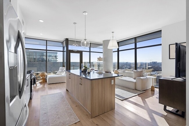 Photo - 1212 Demonbreun St Unit 2102