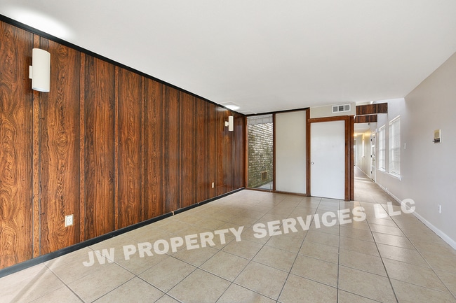 Photo - 311-311 Lilac St Unit 309