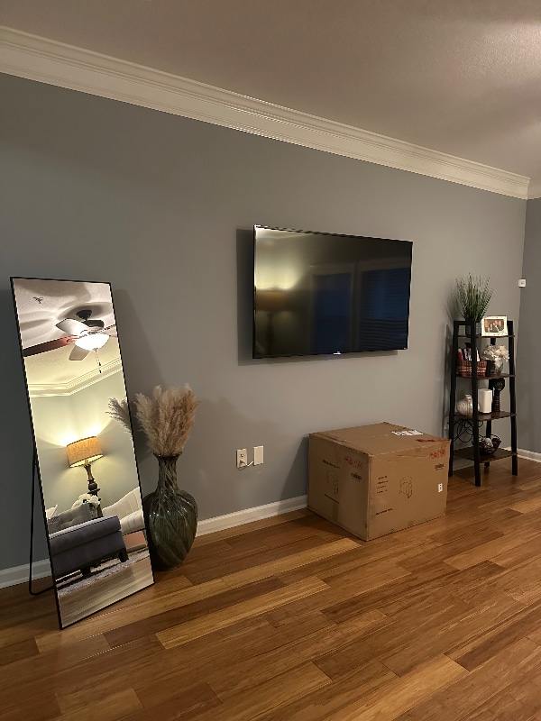 Photo - 2004 Westchester Ridge NE