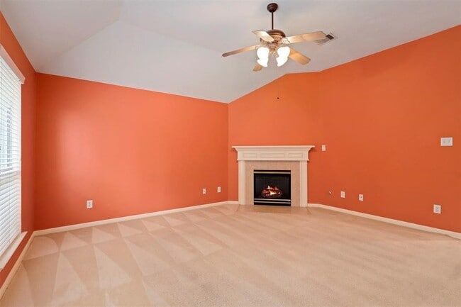 Photo - 11618 Columbia Pines Ln