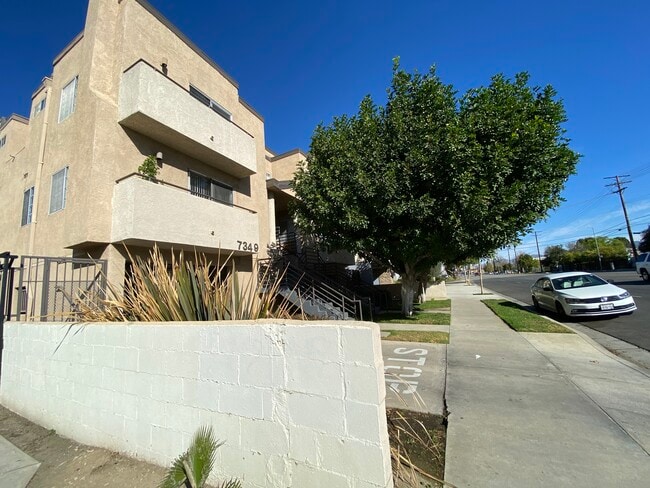 Photo - 7349 Balboa Blvd Unit 1