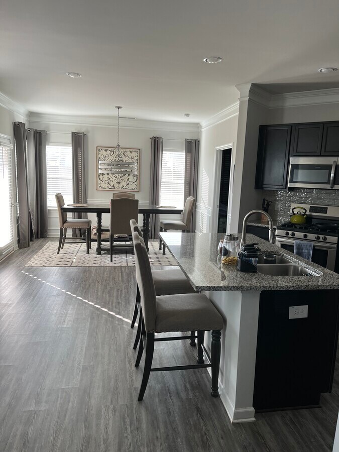 Photo - 313 Farmingdale Ln