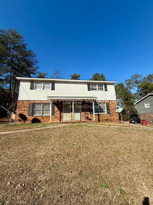 Building Photo - 1880 Clinton Rd