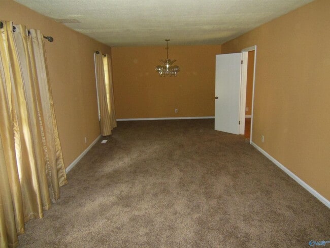 Photo - 1725 Millican Pl NW