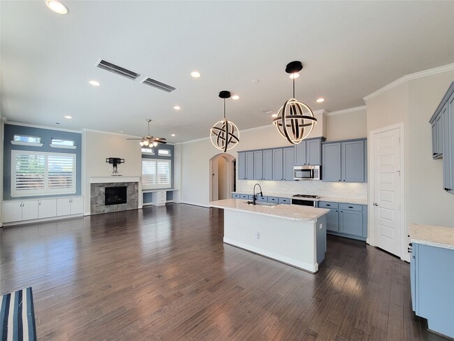 Photo - 935 W Lacey Garden Loop