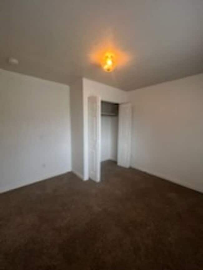 Photo - HUGE 6 bed 3 bath Home in Pocatello