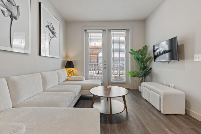 Photo - 5820 1/2 Cameron Rd Unidad FL1-ID1364166P