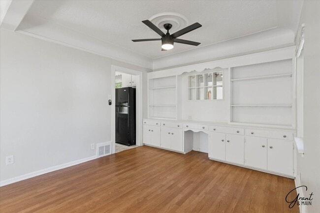 Photo - 3 Bedroom - 2.5 Bath - Redford - $1425