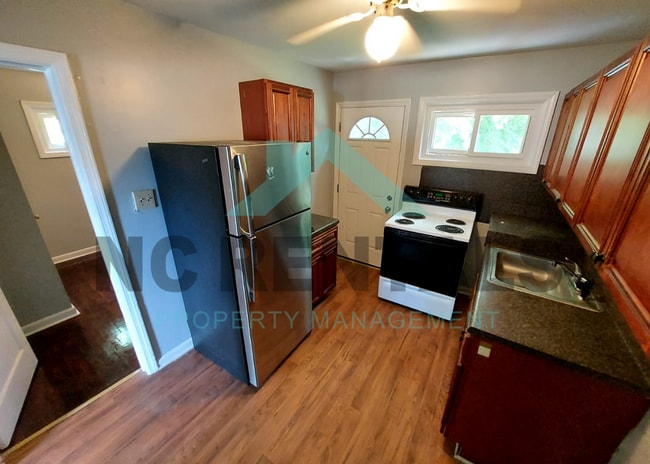 Photo - 2017 Todd St