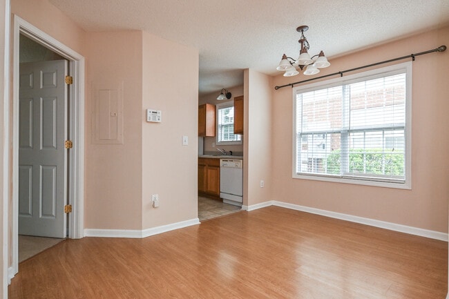 Photo - 1325 Cedar Shoals Dr