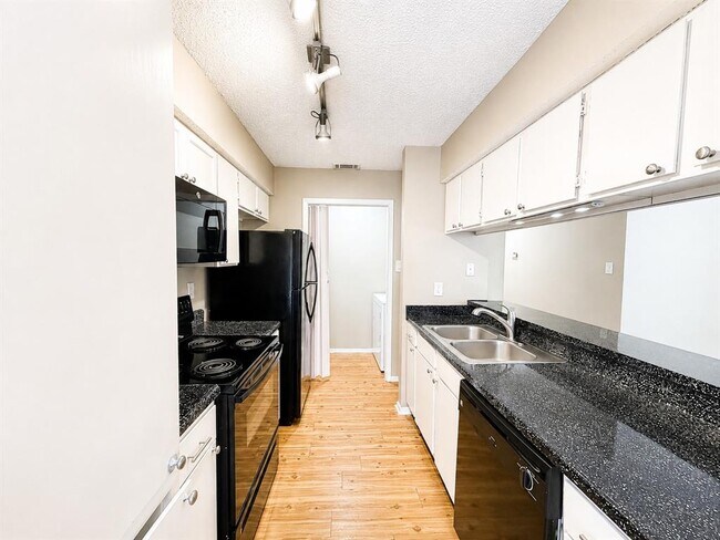 Photo - 10507 Mellow Ln Unidad 9203