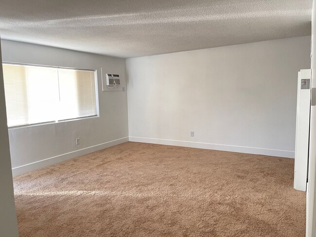 319 S Alessandro St Unit A