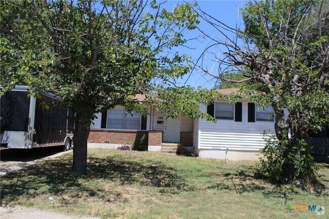 Building Photo - 1306 Connell Dr Rental