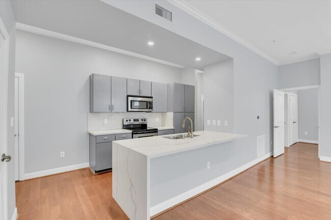 Photo - 300 St Joseph Pkwy Unit 309