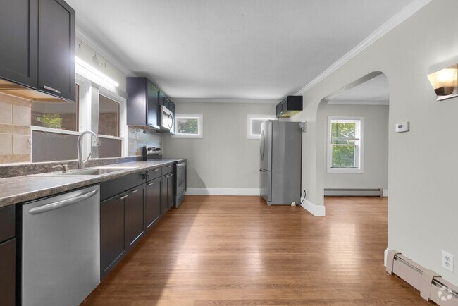 Building Photo - 43 Crescent Ave Rental
