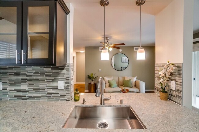 Photo - 821 Austin Ave Unit 302