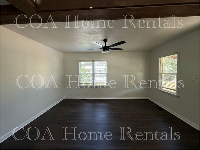 Photo - 1109 N Custer St
