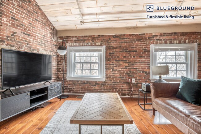 Photo - 15 Union St Unit FL4-ID213