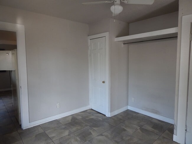 Photo - 3210 SW 4th Ave Unit 3210 SW 4th #B