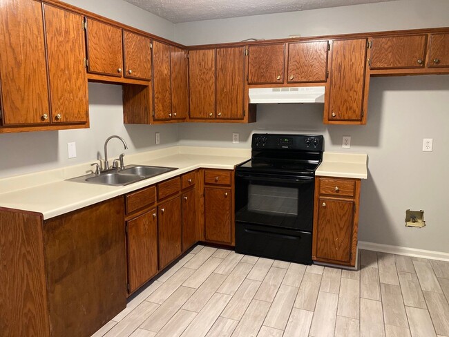 Photo - 18 Countryside Dr