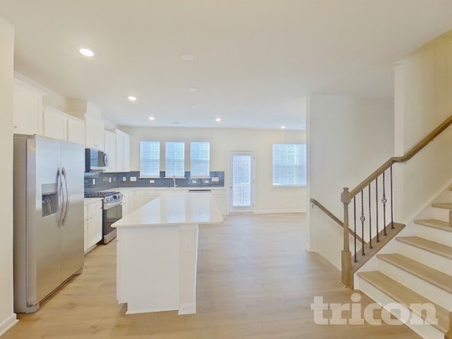 Photo - 1041 Bandon Dr