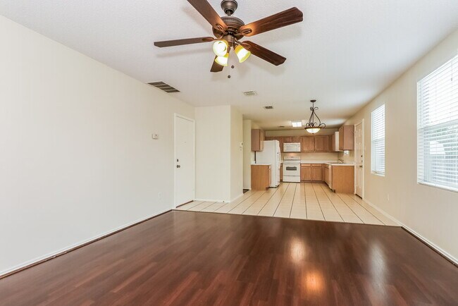 Photo - 1113 Scarlet Sage Pkwy