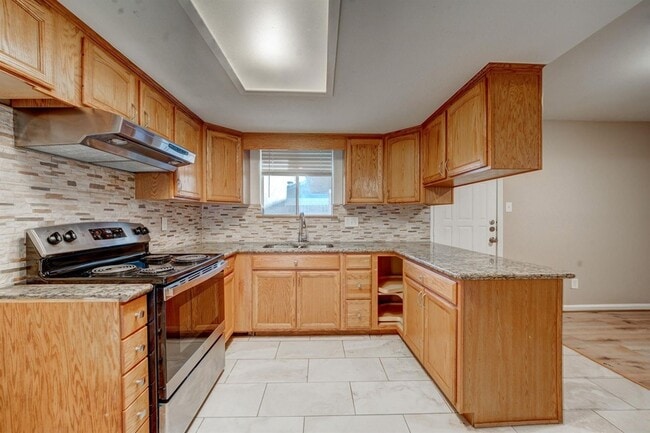 Photo - 6331 Oaknut Dr