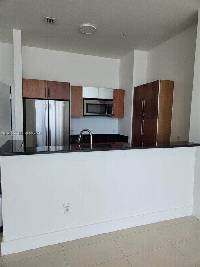 Photo - 300 S Biscayne Blvd Unit PH-3807