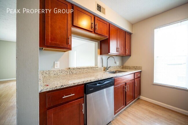 Photo - 950 Quay Ave Unit D