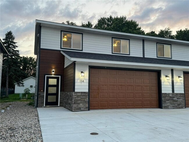 Photo - 141 Renet Path