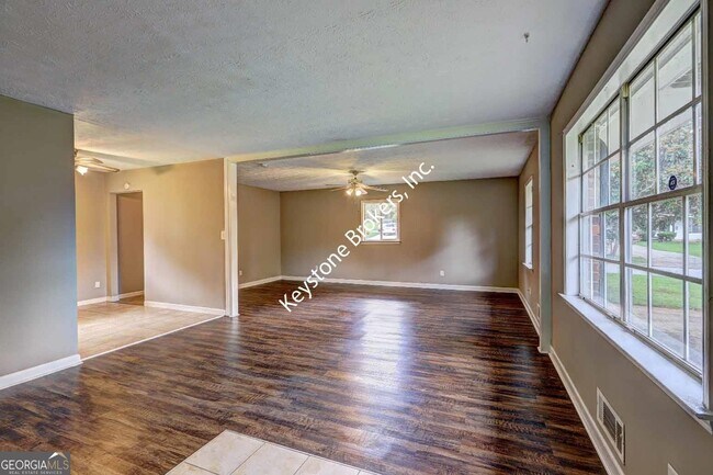 Photo - 10119 Port Royal Ct