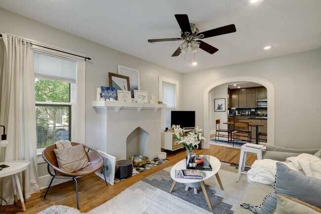 Photo - 804 Rutherford Pl