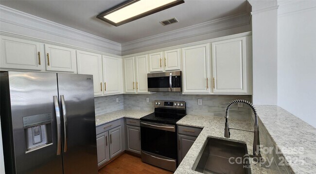 Photo - 149 Marketplace Ave