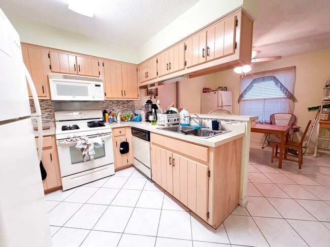 Photo - No HOA 3 bedroom home with whole house generator!