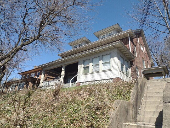 Photo - 256 Mabrick Ave Unit #3