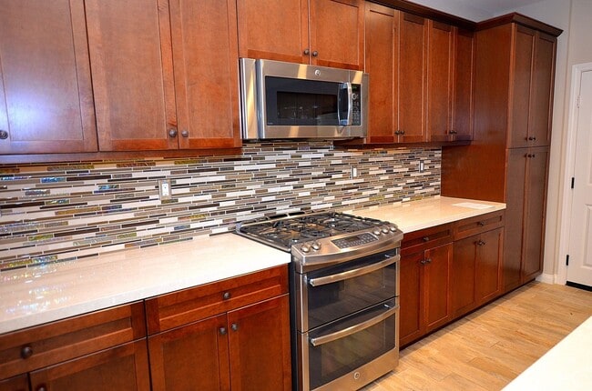 Photo - 4BD+Loft/3Bathrooms, Sea Glass Blue Strand