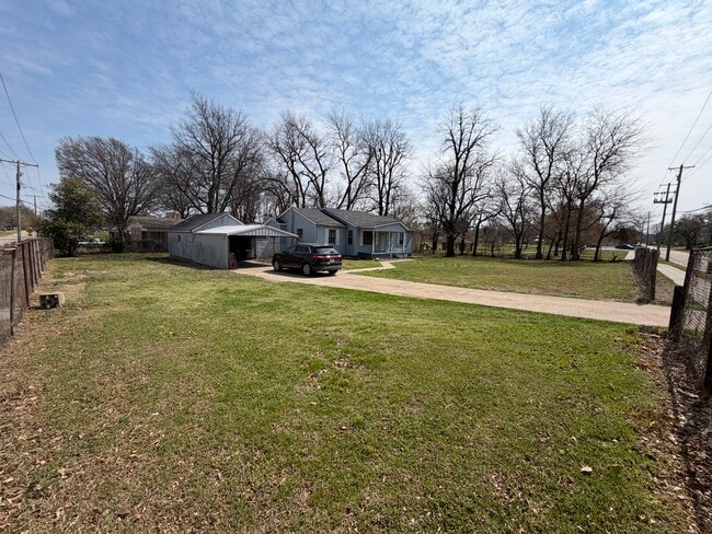 Photo - 433 S Jamestown Ave