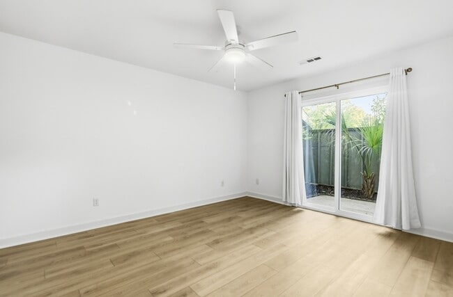 Photo - 1174 Village Creek Ln Unit Apt. 2