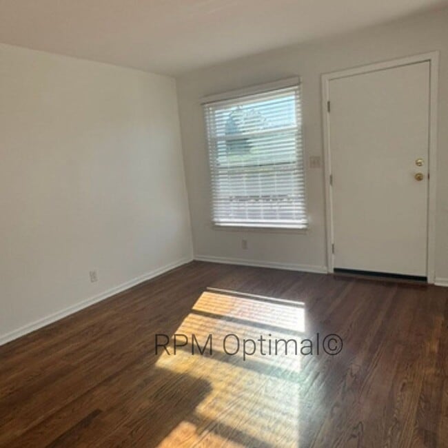 Photo - 1828 S Rimpau Blvd