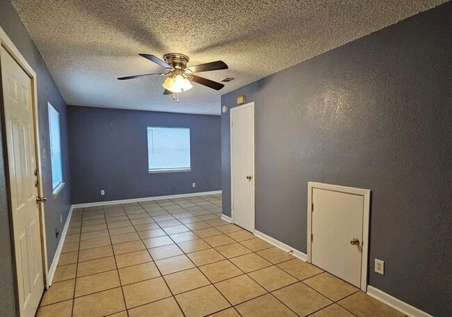 Photo - 506 Alpine St
