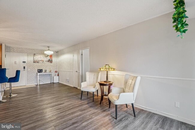 Photo - 60 S Van Dorn St Unit 511