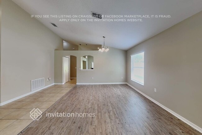 Photo - 1260 Creekview Ct