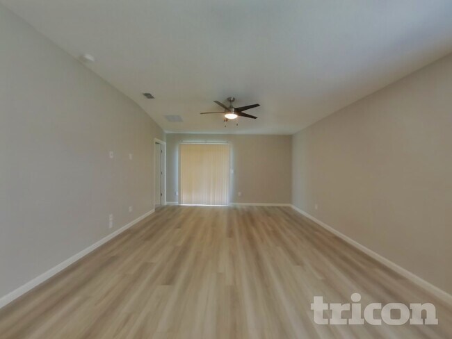 Photo - 2909 Grand Finale St