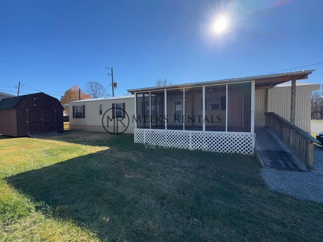 Building Photo - 44 Julie Kate St